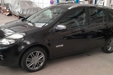 Renault Clio 42.970 km 5.900 &euro; Wuppertal 42277