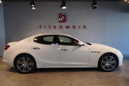 Maserati Ghibli 39.000 km 34.441 &euro; Duisburg 47228