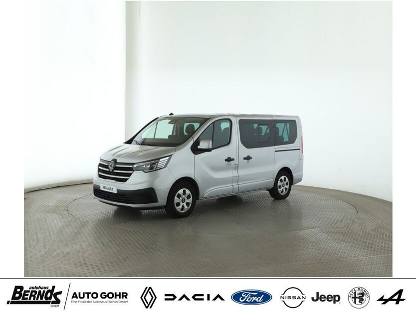 Renault Trafic 23.906 km 36.880 € Oberhausen 46049