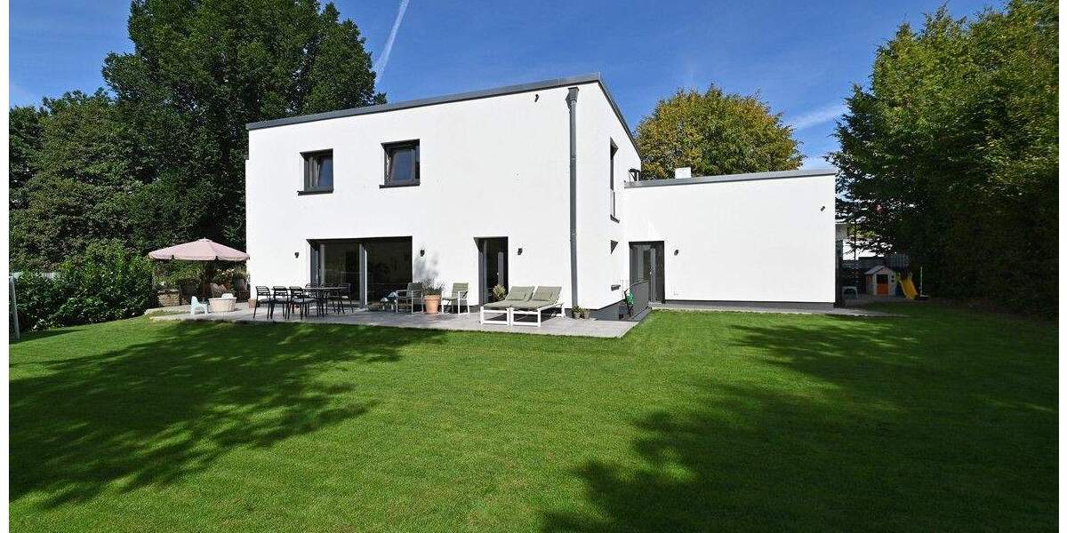 Einfamilienhaus Essen Bredeney - 1 Zimmer, 330 m&sup2;, 5.500&euro; | Angebot:25275680