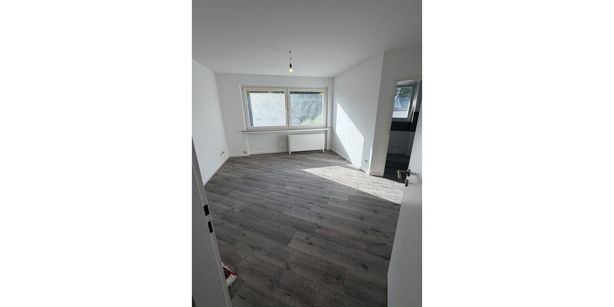 Etagenwohnung Wuppertal Unterbarmen - 1 Zimmer, 30 m&sup2;, 500&euro; | Angebot:26367902