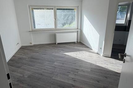 Wohnung Wuppertal Unterbarmen - 1 Zimmer, 30 m&sup2;, 500&euro; | Angebot:26367902
