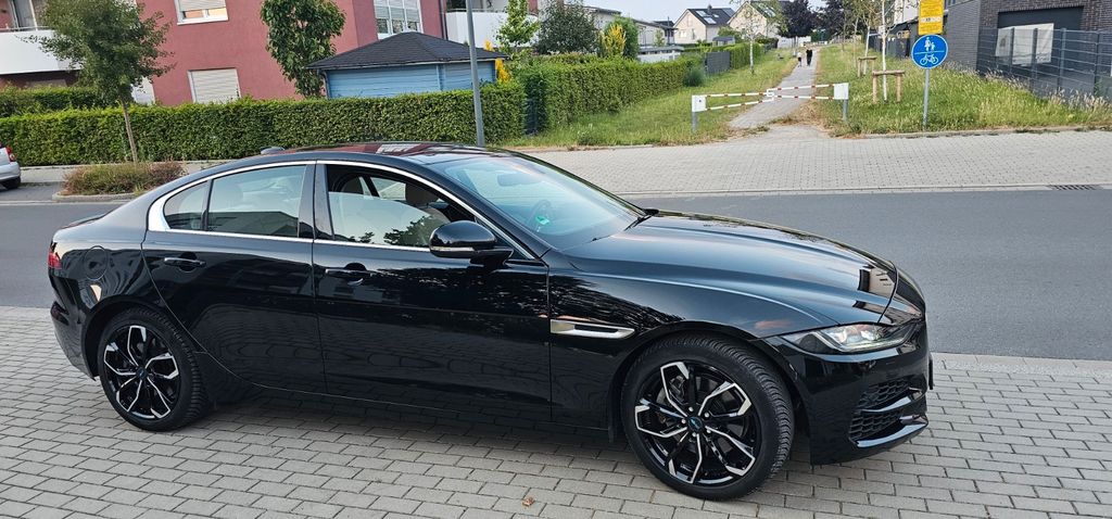 Jaguar XE 43.900 km 24.900 &euro; Dortmund 44339