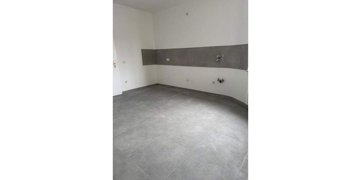 Erstbezug nach Renovierung - stilvolle 3,5 -Zimmer-Wohnung 3 zimmer