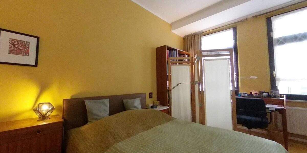 Etagenwohnung Essen Huttrop - 3 Zimmer, 87 m&sup2;, 250.000&euro; | Angebot:25631079