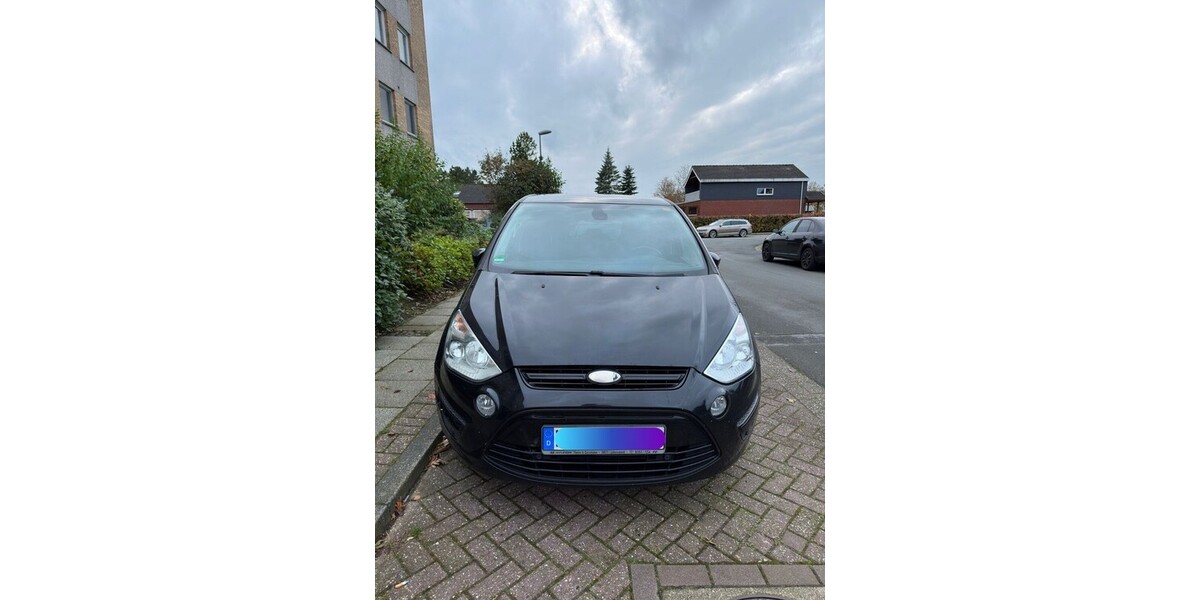 Ford S-Max 241.000 km 4.800 € Brake 