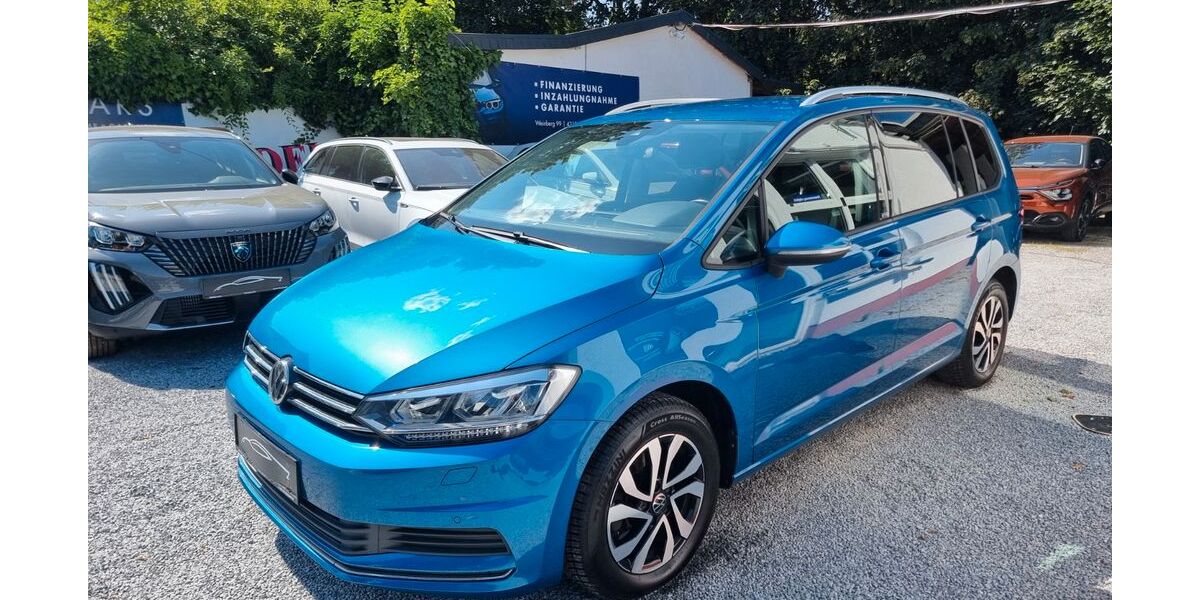 VW Touran 68.030 km 23.950 &euro; Wuppertal 42109
