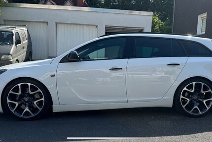 Opel Insignia 79.800 km 17.500 &euro; Mettmann 40822