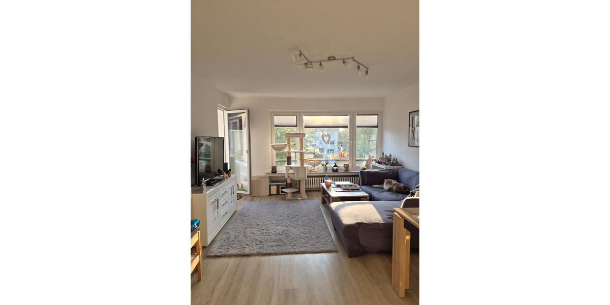 Etagenwohnung Velbert Pöthen - 3 Zimmer, 75 m&sup2;, 745&euro; | Angebot:26216251