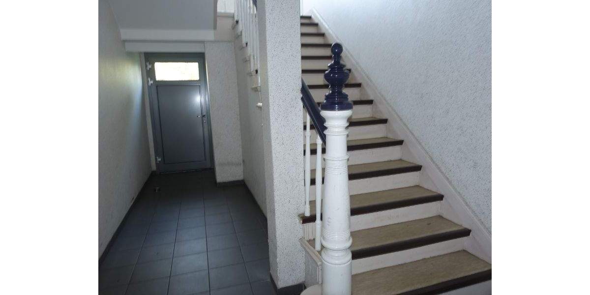 Dachgeschosswohnung in Herne-Süd im 4 Familienhaus 3 zimmer