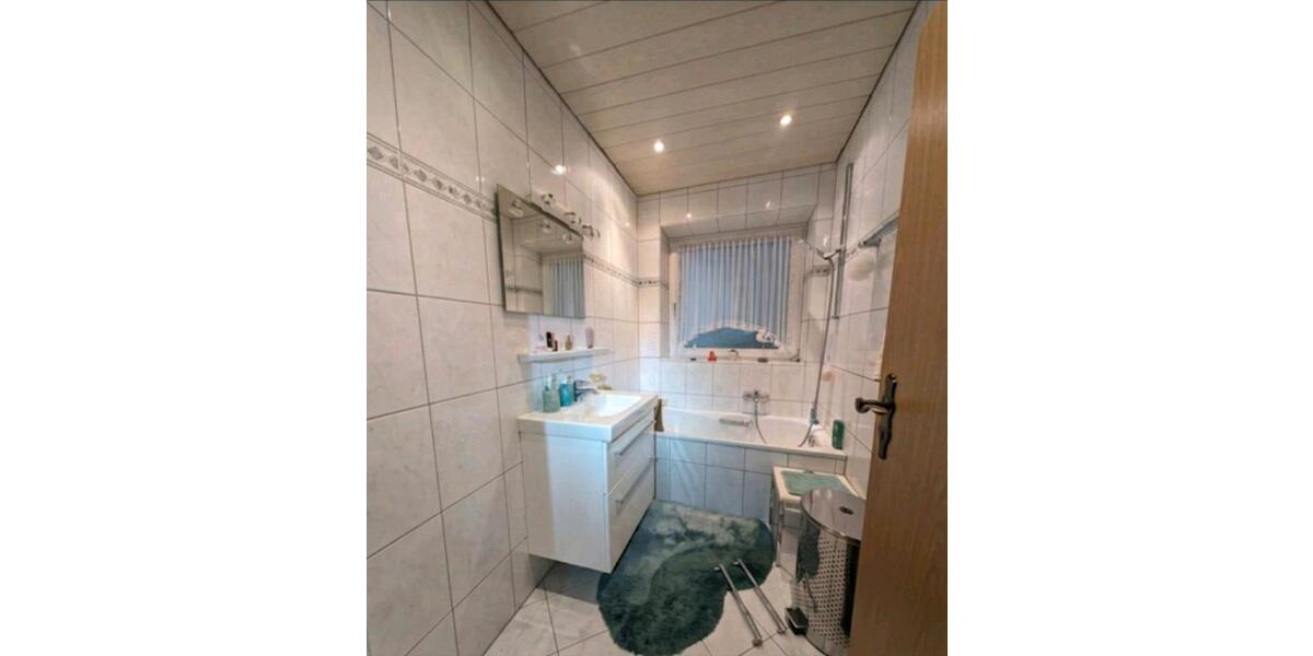 Etagenwohnung Wuppertal Arrenberg - 3 Zimmer, 77 m&sup2;, 175.000&euro; | Angebot:27111010