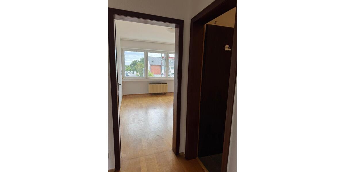 Helle Wohnung mit Balkon und Einbauküche in Mülheim a. d. Ruhr zimmer