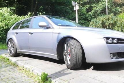 Alfa Romeo 159 226.000 km 2.900 &euro; Essen 45133