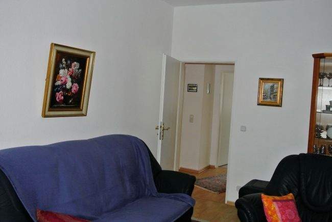 Helle und freundliche Zwei-Zimmer-Wohnung mit Balkon in Holthausen 2 zimmer