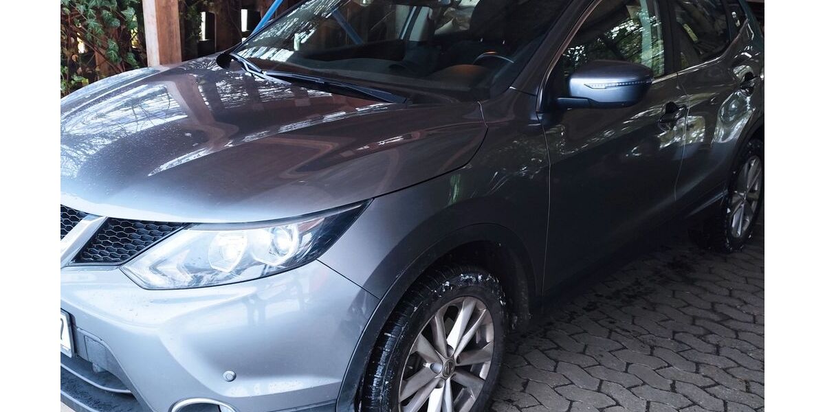 Nissan Qashqai 63.000 km 12.900 &euro; Velbert 42555