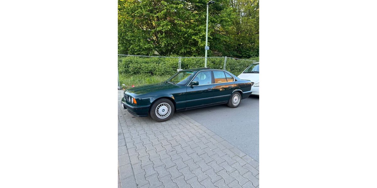BMW 525 300.000 km 4.409 &euro; Gelsenkirchen 45881