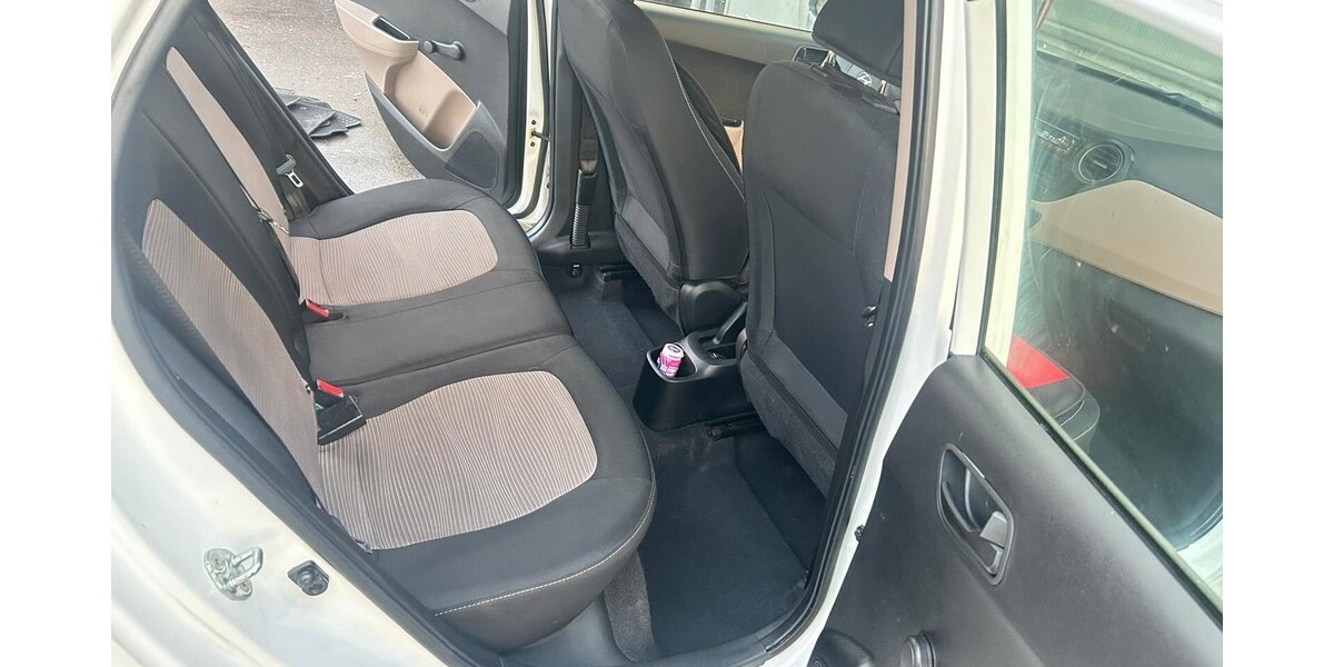 Hyundai i10 65.000 km 4.500 € Essen 45121