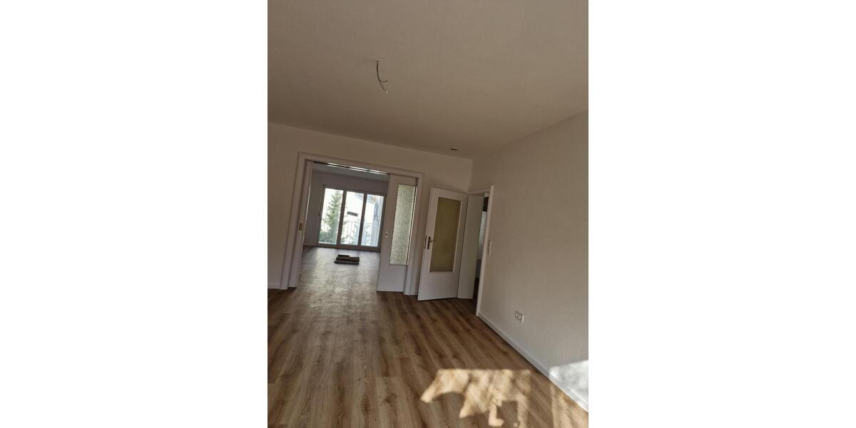 Etagenwohnung Dortmund - 5 Zimmer, 117 m&sup2;, 1.176&euro; | Angebot:25542376