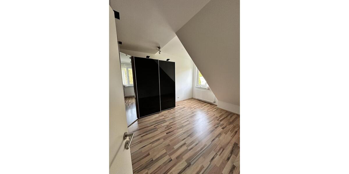 Reihenhaus Wetter (Ruhr) - 4.5 Zimmer, 100 m&sup2;, 1.300&euro; | Angebot:24891568