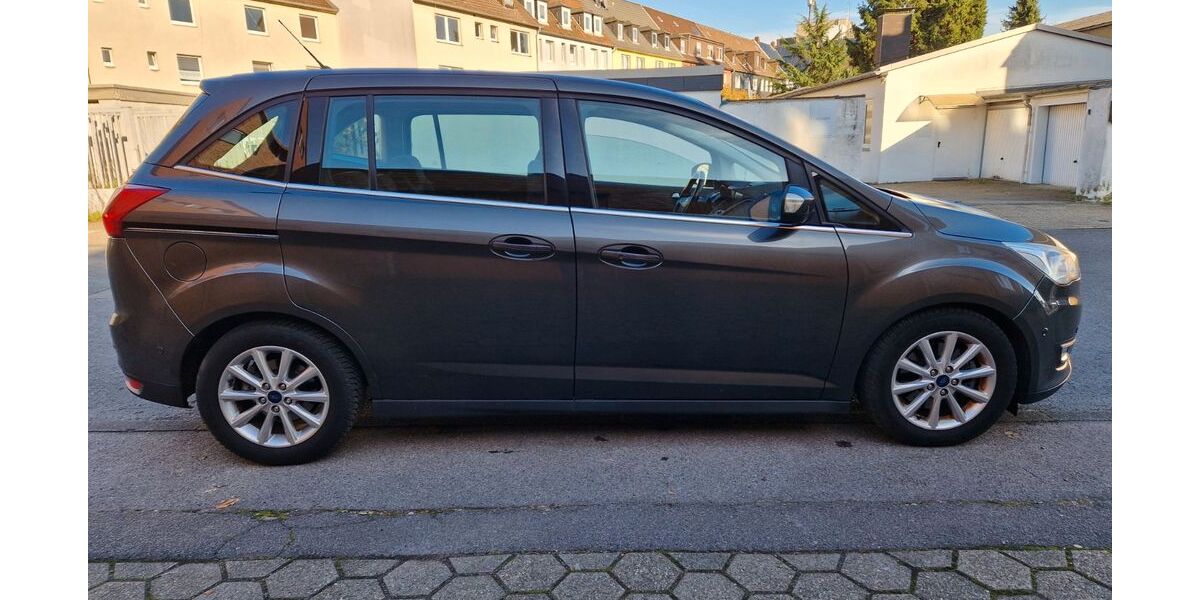 Ford Grand C-Max 135.000 km 9.987 &euro; Gelsenkirchen 45881