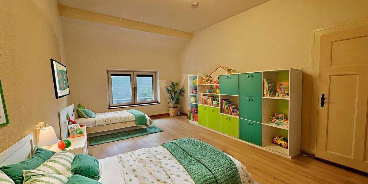 Etagenwohnung Velbert Mitte - 4 Zimmer, 116 m&sup2;, 245.000&euro; | Angebot:25733773