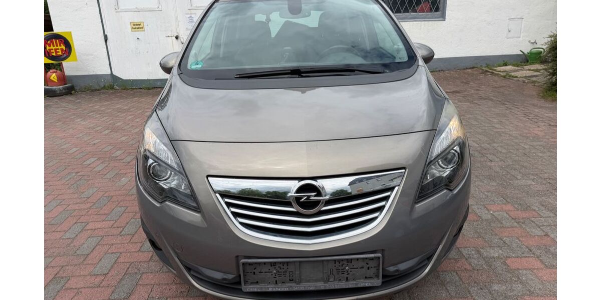 Opel Meriva 180.000 km 3.500 &euro; recklinghausen 45665