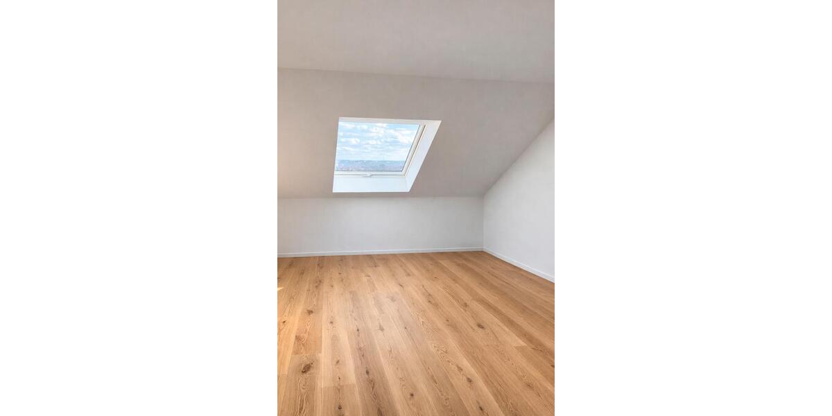 Dachgeschoßwohnung Wuppertal Eckbusch - 3 Zimmer, 90 m&sup2;, 1.190&euro; | Angebot:26222249