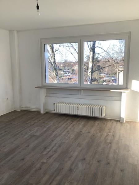 Großzügige,renovierte 2-Zimmer-Wohnung mit Balkon in Frohnhausen! zimmer
