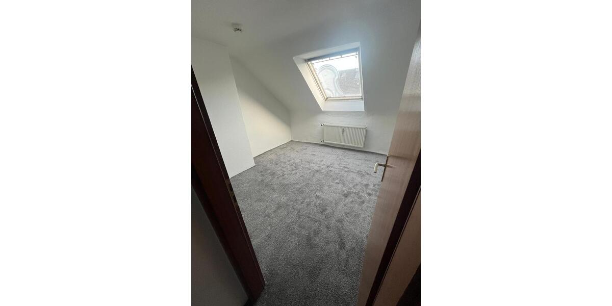 Helle 2-Zimmer Wohnung in guter Lage in Duisburg Neudorf 2 zimmer