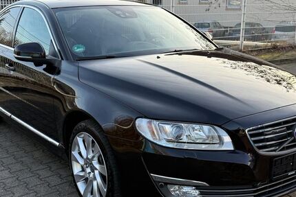 Volvo S80 98.973 km 17.990 &euro; Recklinghausen 45661