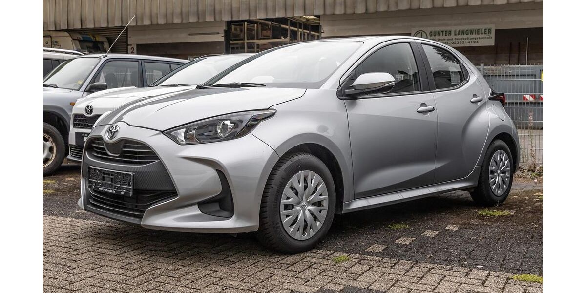 Toyota Yaris 3.494 km 15.288 &euro; Gevelsberg 58285