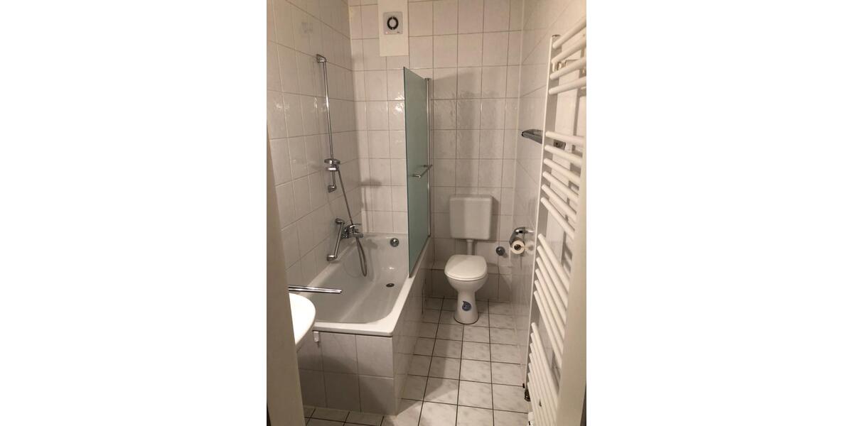 E-Rüttenscheid 62QM, 2 Zimmer + Küche, Erdgeschoss, Fernwärme 2 zimmer