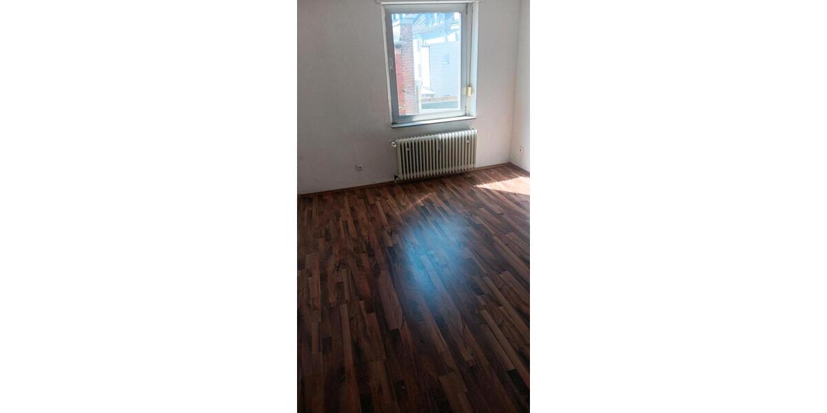 Etagenwohnung Velbert Velbert-Mitte - 4 Zimmer, 100 m&sup2;, 900&euro; | Angebot:26056073