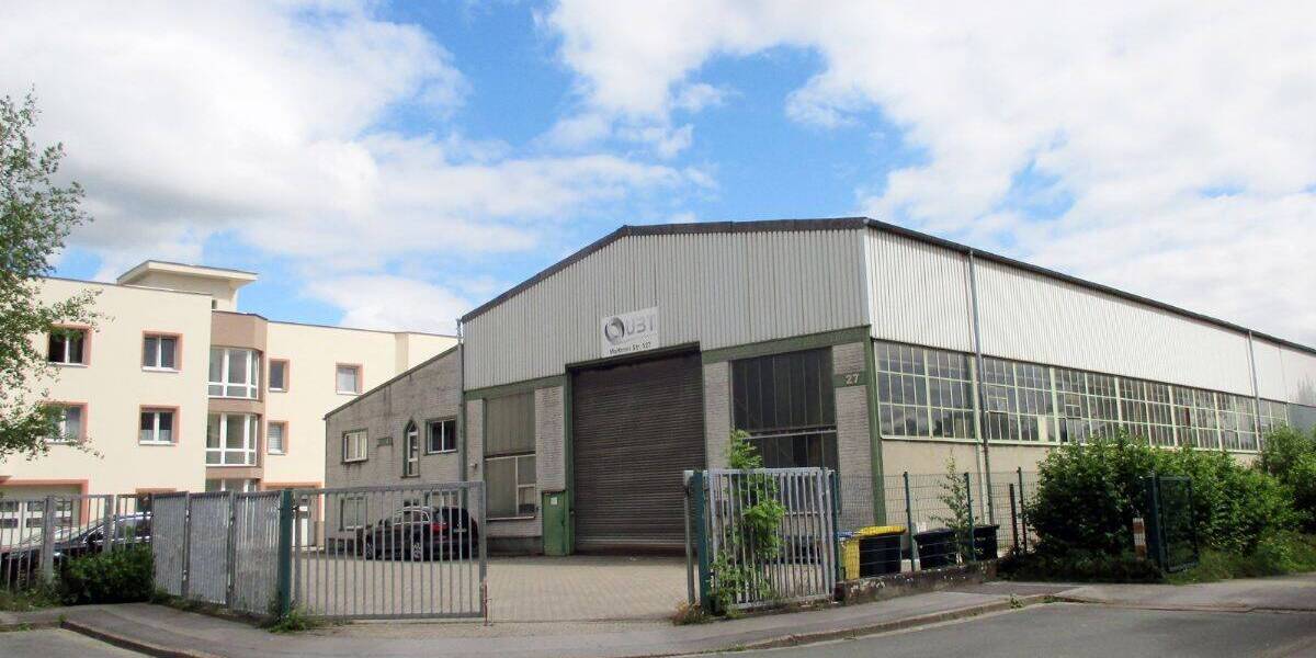 Gewerbehalle mit Büro-Wohngebäude in Dortmund-Marten zimmer