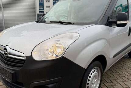 Opel Combo 149.000 km 6.999 &euro; Bochum 44869