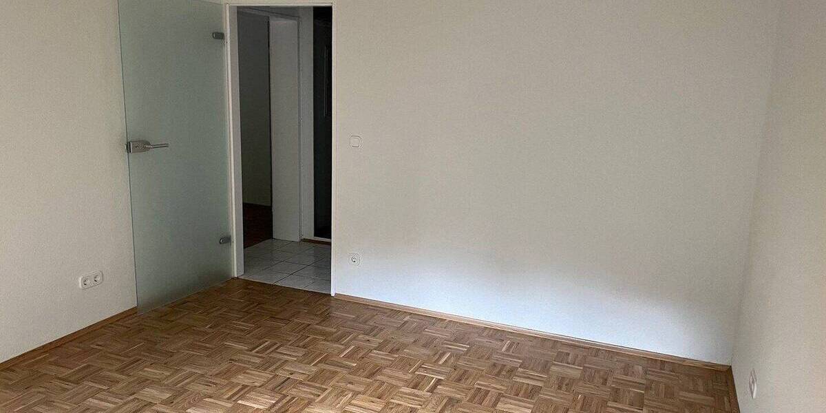 Etagenwohnung Essen Stoppenberg - 2 Zimmer, 70 m&sup2;, 685&euro; | Angebot:26898815