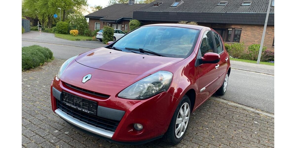 Renault Clio 200.000 km 2.890 &euro; Marl 45770