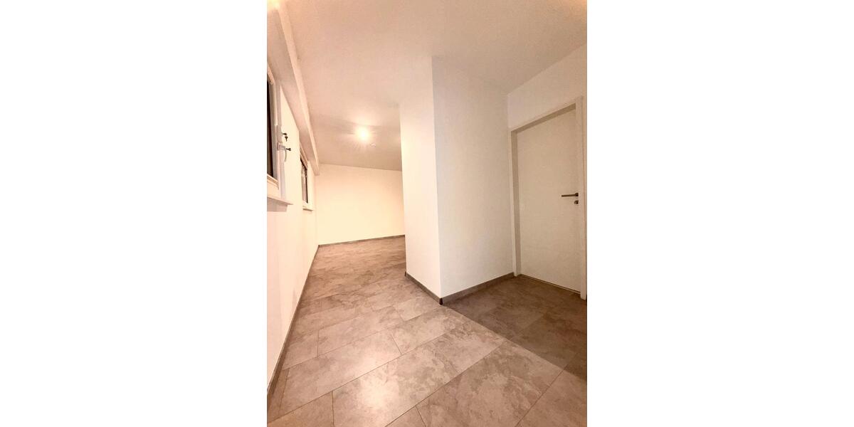Erdgeschoßwohnung Essen Stadtbezirk IX - 1.5 Zimmer, 33 m&sup2;, 500&euro; | Angebot:26408145