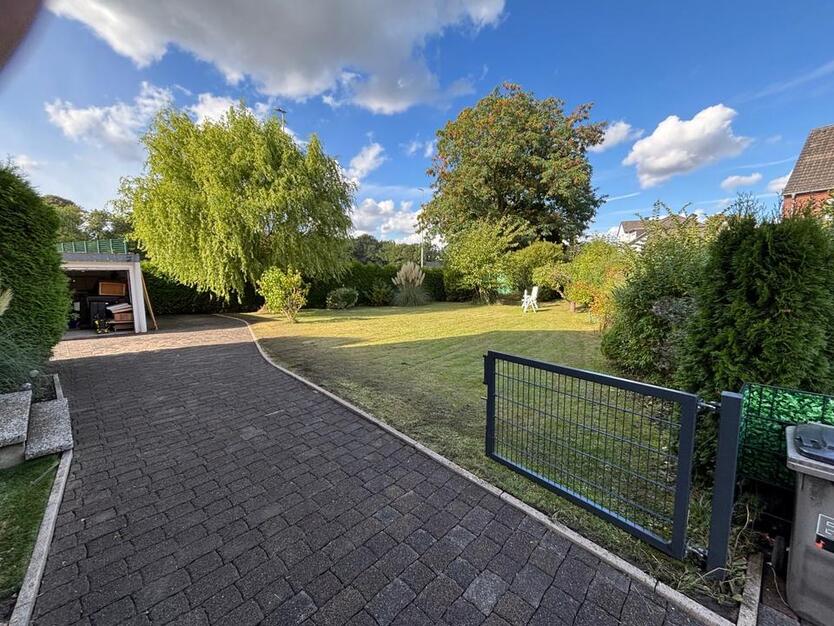 Doppelhaushälfte mit großem Garten in Ickern