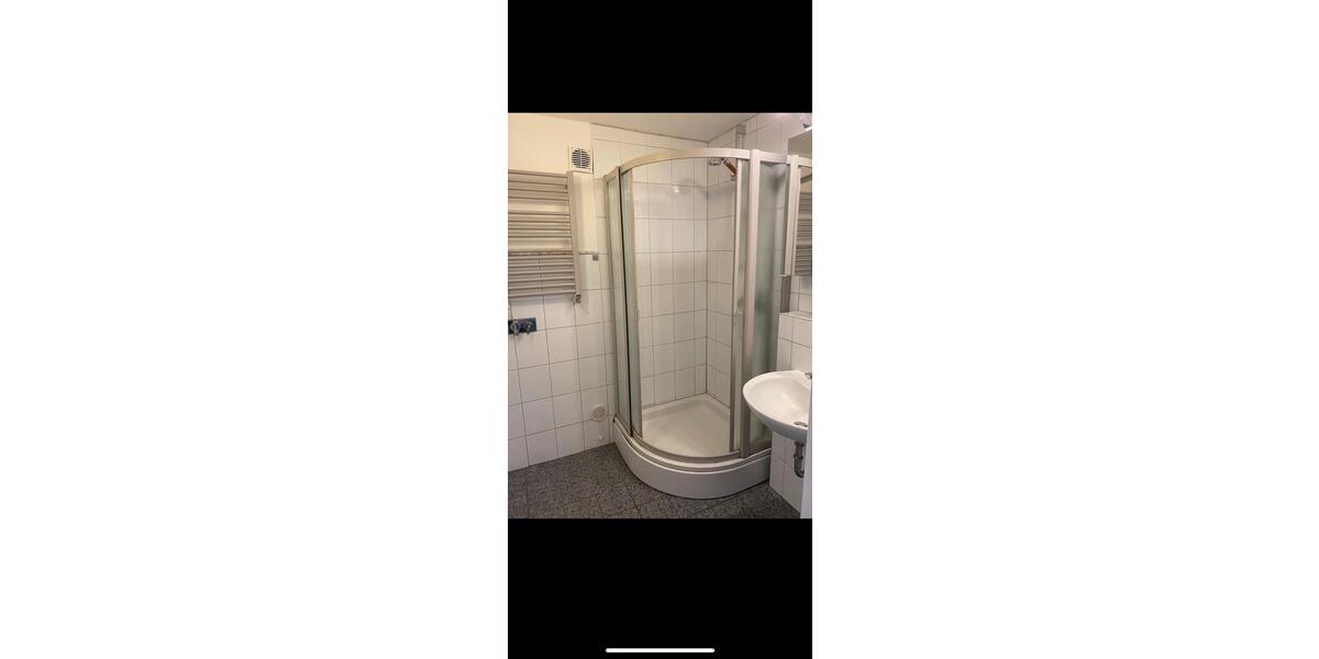 Große Wohnung Zentral in Elberfeld Südstad , ruhige Seitenstraße 3 zimmer