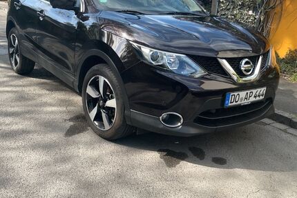 Nissan Qashqai 128.500 km 10.999 &euro; Dortmund 44143