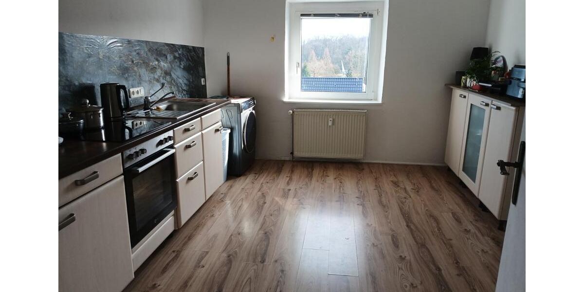 Dachgeschoßwohnung Bochum Eppendorf - 4 Zimmer, 90 m&sup2;, 500&euro; | Angebot:25179110