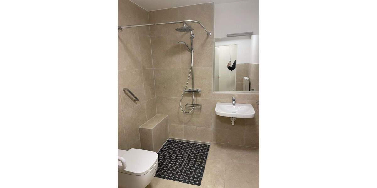 Hochwertige, renovierte Seniorenwohnung inkl. Küche in Dortmund Huckarde 2 zimmer