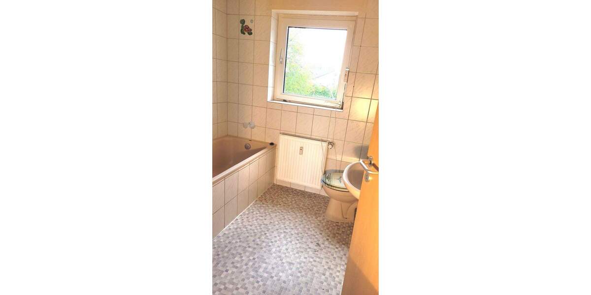 Mehrfamilienhaus, Wohnhaus Dorsten Holsterhausen - 8 Zimmer, 223 m&sup2;, 350.000&euro; | Angebot:25409987