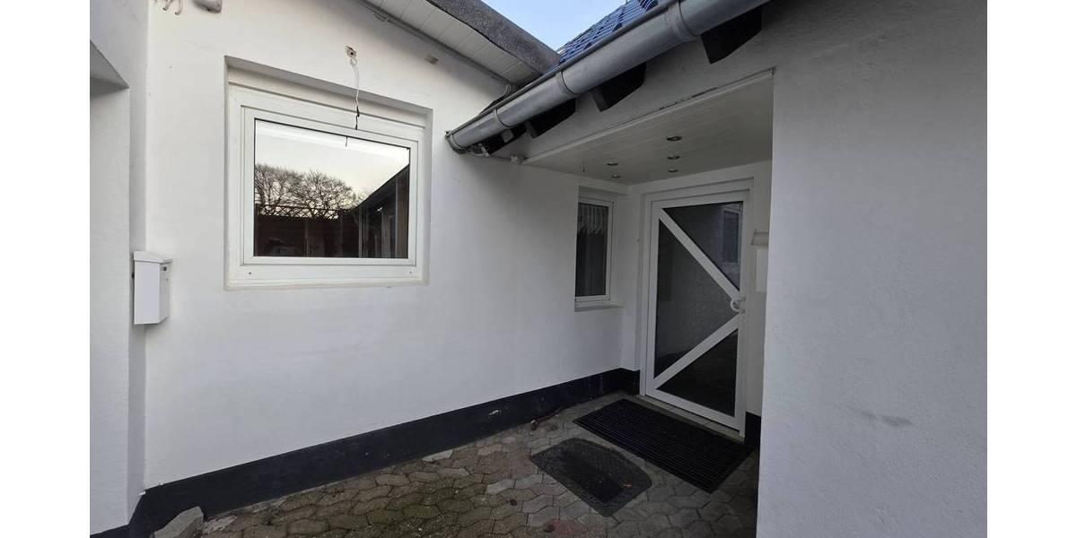 Doppelhaushälfte + Mehrfamilienhaus in 42549 Velbert 9 zimmer