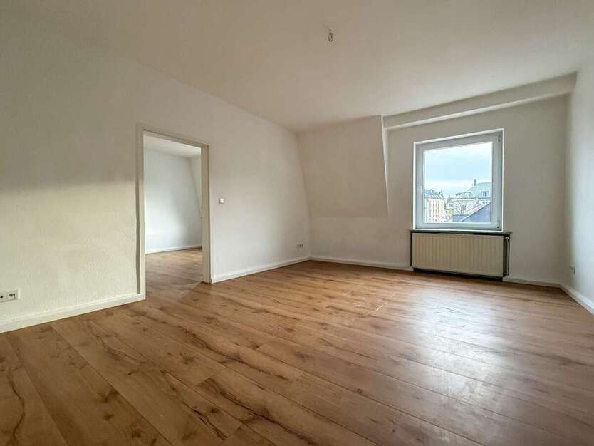 Wohnung zum Mieten in Wuppertal 900 € 88.5 m² 4 zimmer