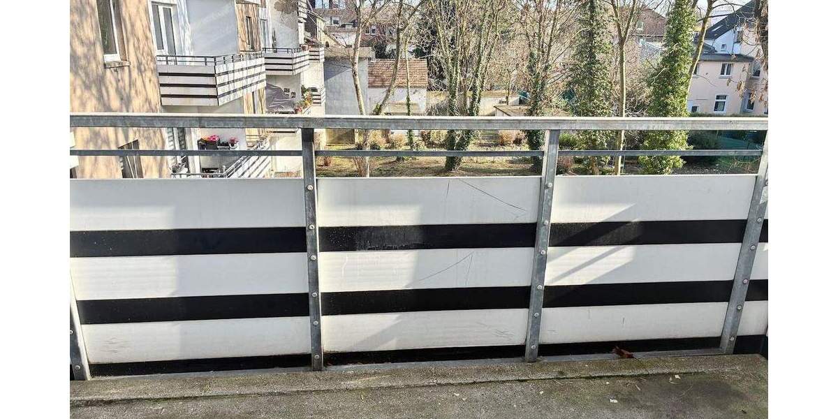 Etagenwohnung Duisburg Mittelmeiderich - 2 Zimmer, 59 m&sup2;, 449&euro; | Angebot:25535952