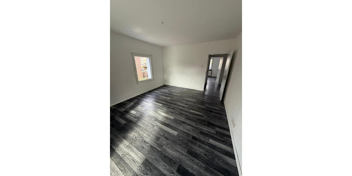 Erdgeschoßwohnung Castrop-Rauxel Bladenhorst - 3 Zimmer, 77 m&sup2;, 700&euro; | Angebot:25330947