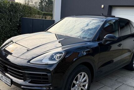 Porsche Cayenne 85.000 km 49.999 &euro; Essen 45355