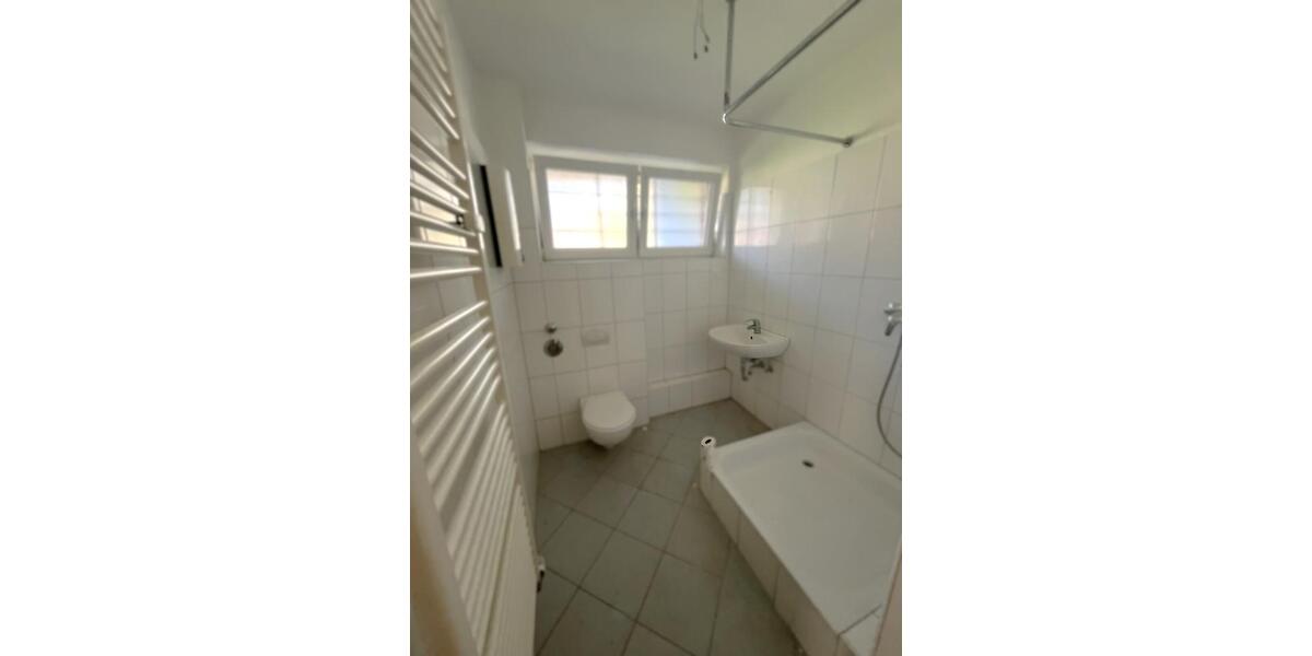 Erdgeschoßwohnung Duisburg Beeck - 3.5 Zimmer, 58 m&sup2;, 412&euro; | Angebot:26227990
